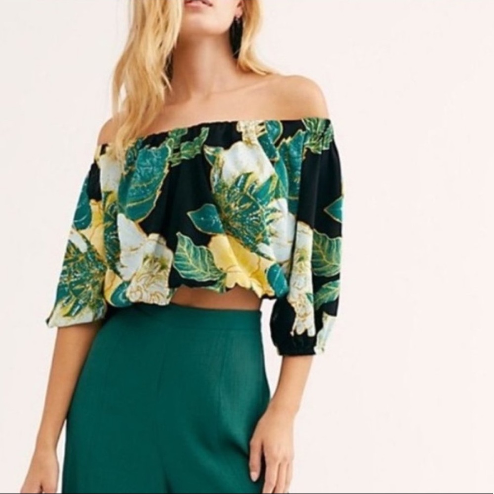 Free People bohemian sexy bubble off shoulder floral top size small